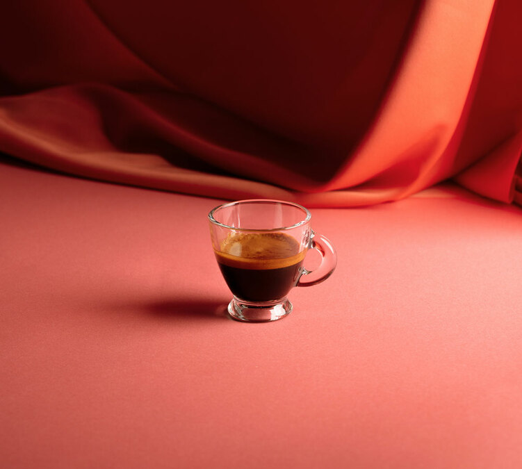 cafe de specialite 1895 petal storm 