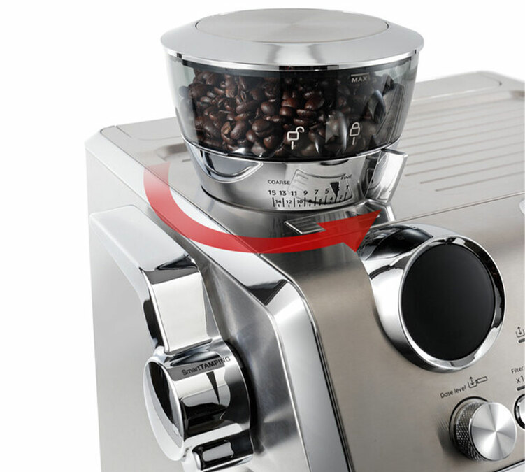  DELONGHI La Specialista Maestro EC 9885.M
