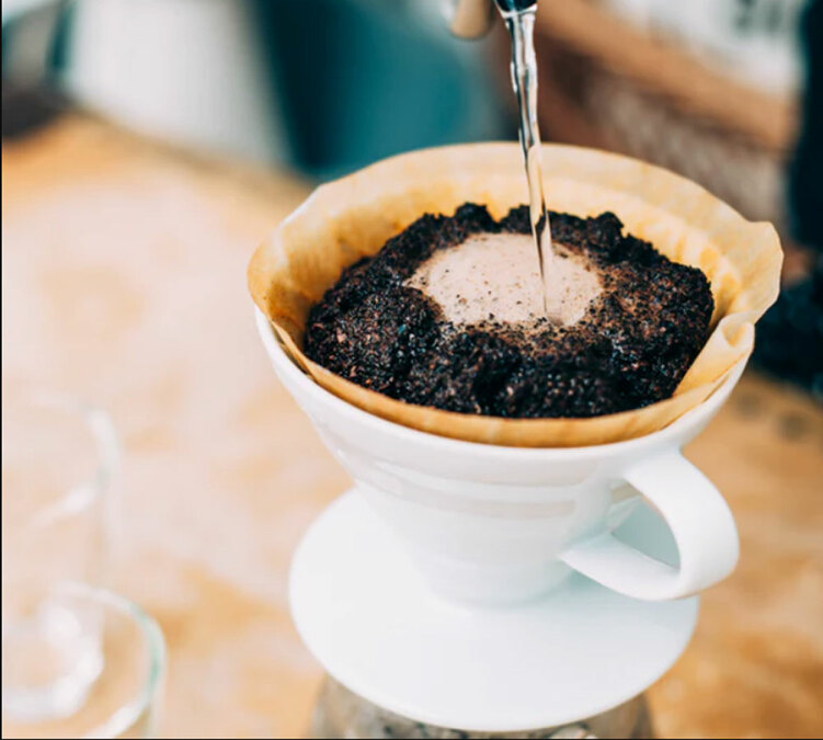 Dripper HARIO V60 VDC-02 blanc 4 Tasses