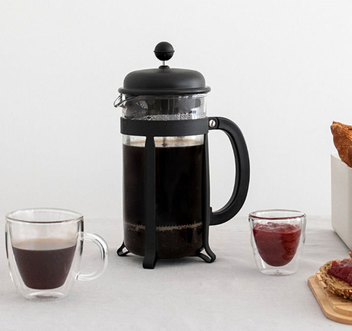 cafetiere java 1l noire remplie de cafa