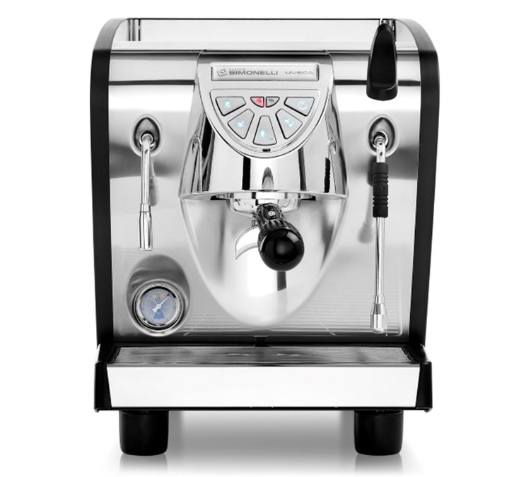 Nuova Simonelli Musica noire machine expresso