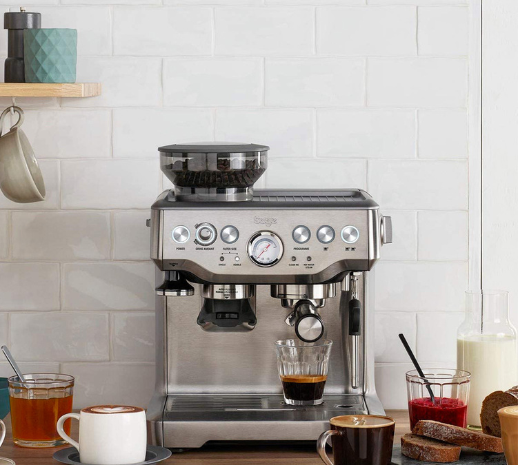 Sage Barista Express machine expresso avec buse vapeur
