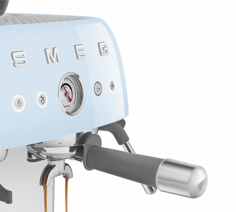 machine à café expresso SMEG EGF03PBEU bleu azur années 50