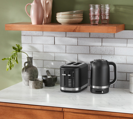bouilloire kitchenaid noir reglisse
