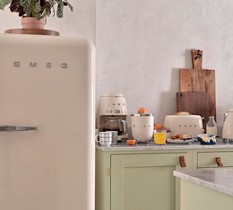 SMEG presse-agrumes creme