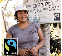 femme cultivatrice ferme fairtrade recolte cafe la semeuse