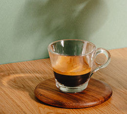 tasse de cafe le pacifique de cafes lugat
