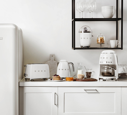 cafetiere filtre smeg blanche