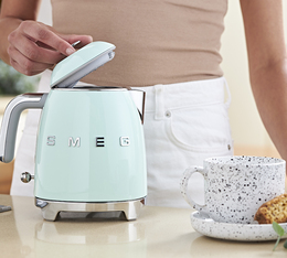 Smeg mini bouilloire vert d'eau 