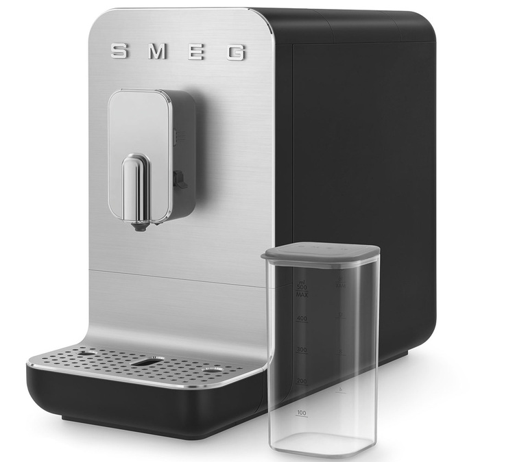 SMEG BCC13BLMEU Espressomühle mit Milchsystem - Schwarz