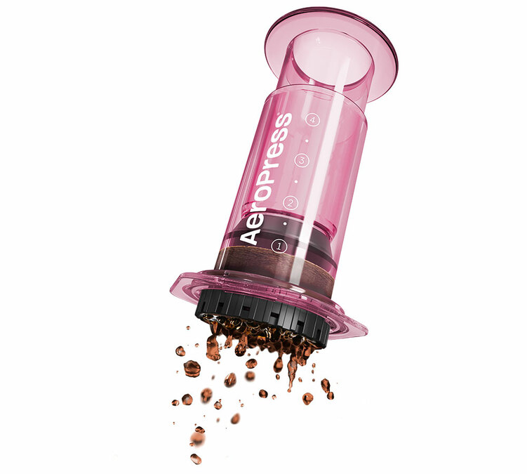 AEROPRESS Clear Pink draagbare koffiezetapparaat in transparant roze