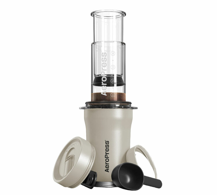 AEROPRESS GO Plus Crème draagbare koffiezetapparaat