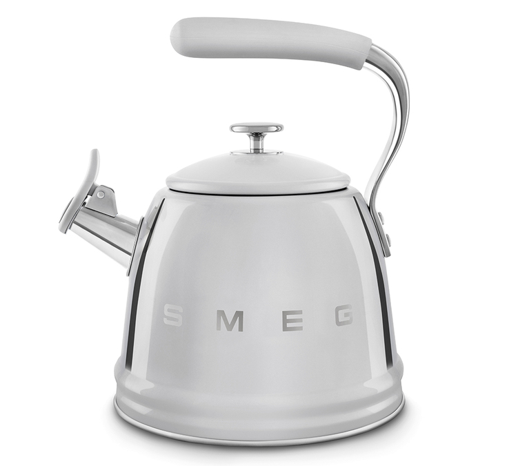Свистящ чайник WKF01SS 2.3 L - SMEG