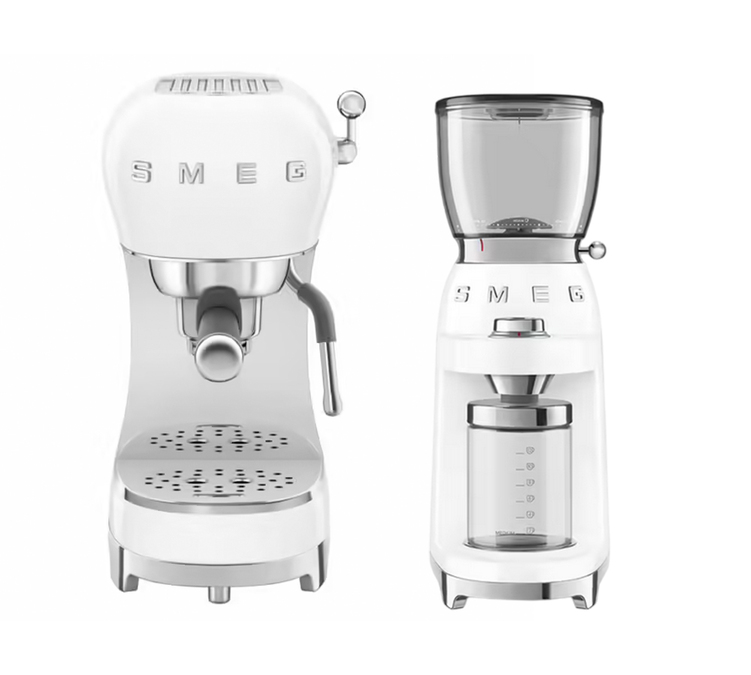 SMEG ECF02WHEU Espressomachine + SMEG CGF11WHEU Koffiemaler