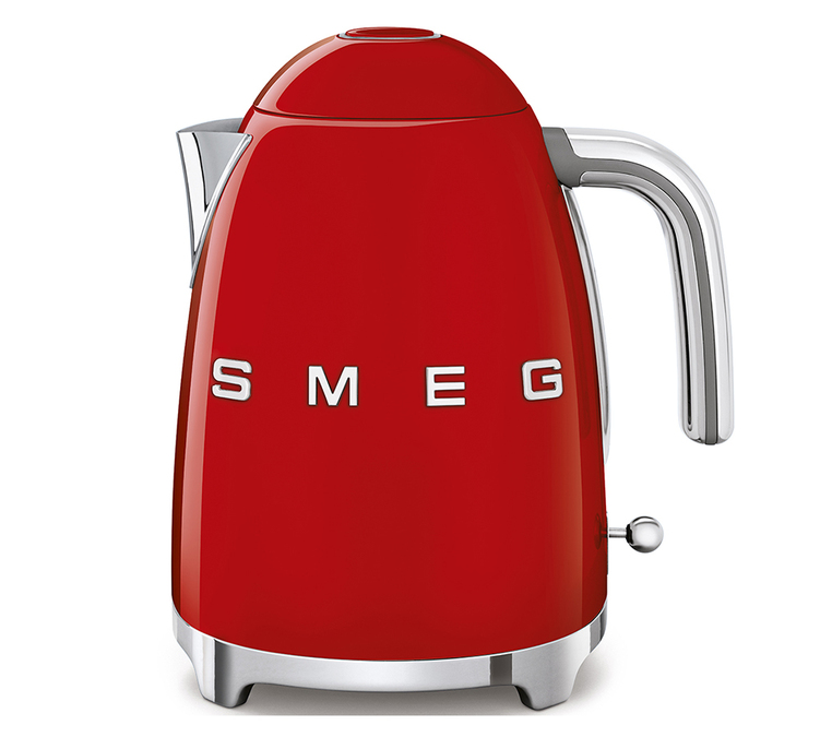 Hervidor de agua SMEG KLF03RDEU, color rojo, 1,7 litros.
